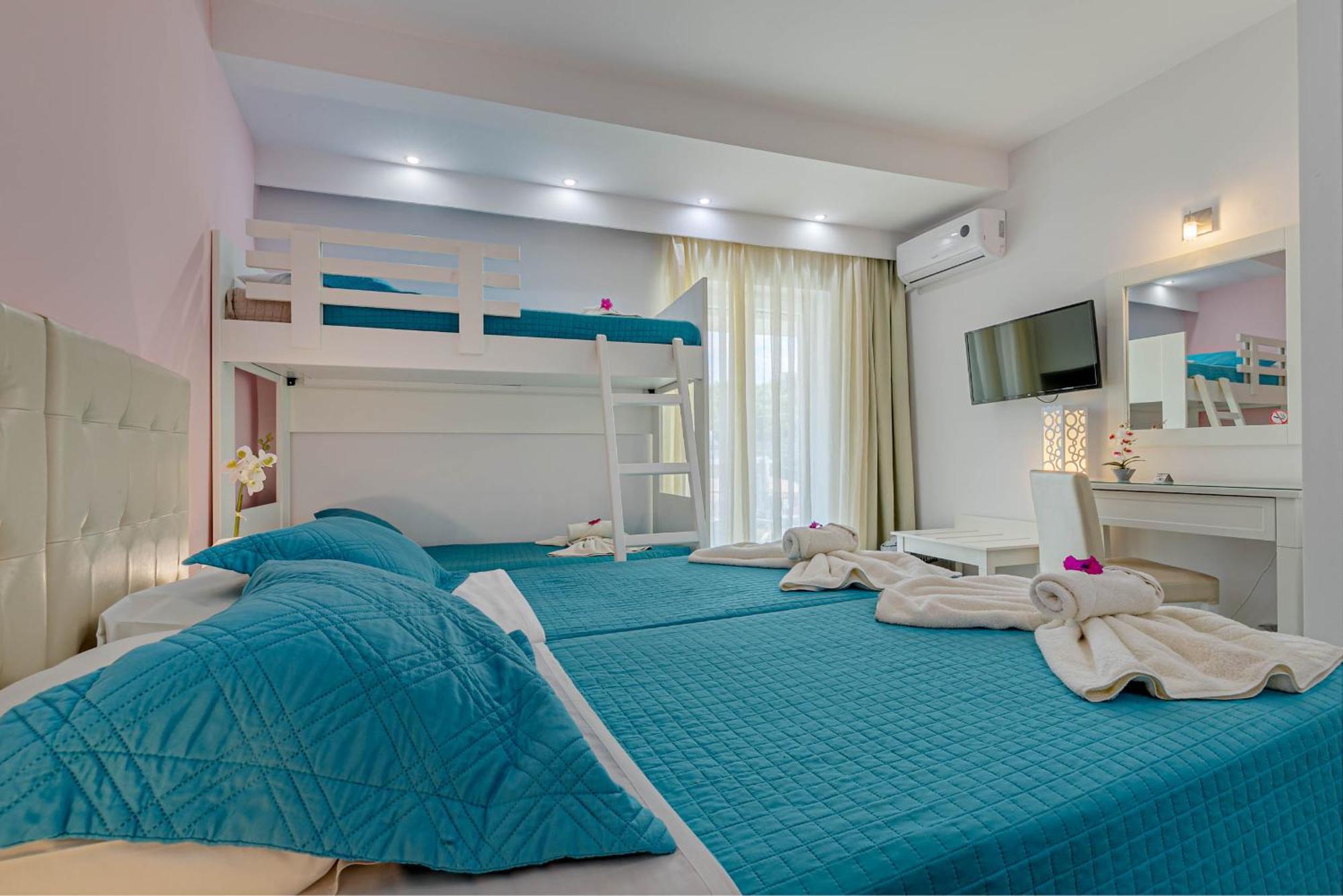Palotel Design Gouvia Bagian luar foto