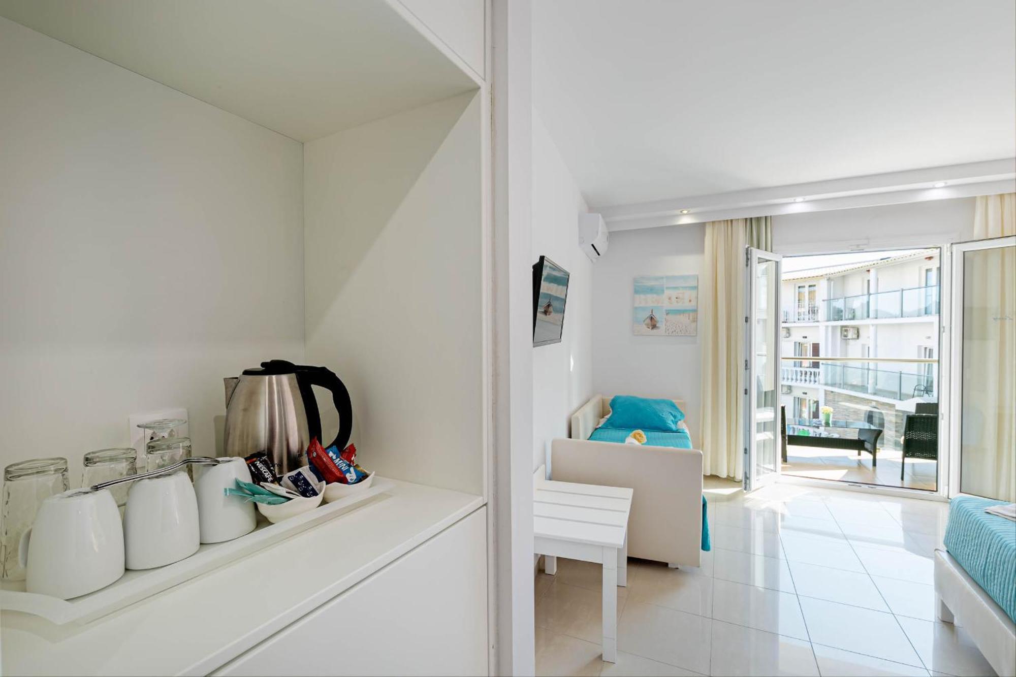 Palotel Design Gouvia Bagian luar foto
