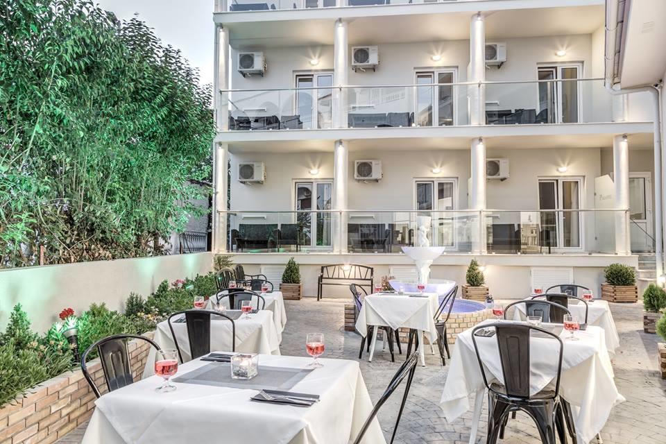 Palotel Design Gouvia Bagian luar foto